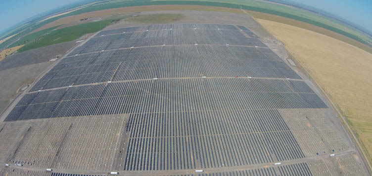 FRV's solar farm to power homes in Australia | Abdul Latif Jameel®