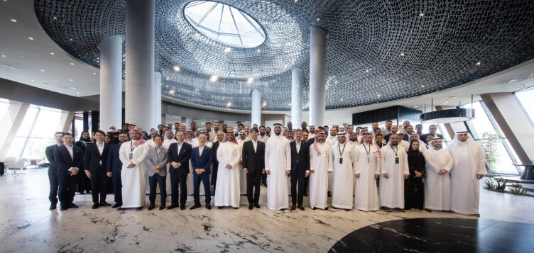عبد اللطيف جميل للسيارات و لكزس العالمية تحتفلان بمرور 35 عامًا من التميز في السعودية